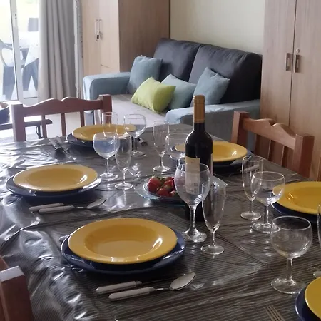 Apartament Garden And Pool Vilamarachique *