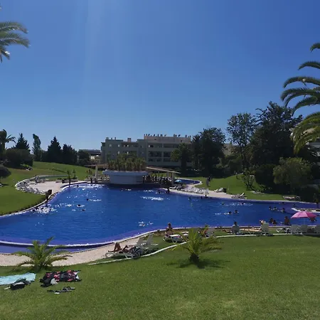 Garden And Pool Vilamarachique *